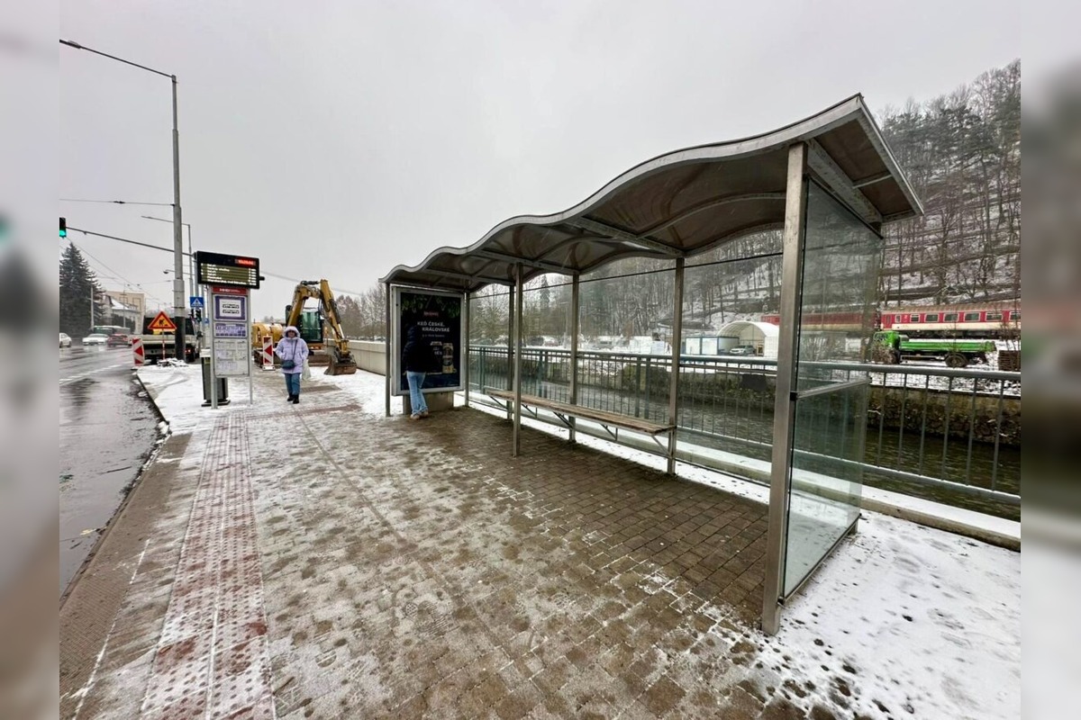 FOTO: Obmedzenia na zastávke Národná, foto 3