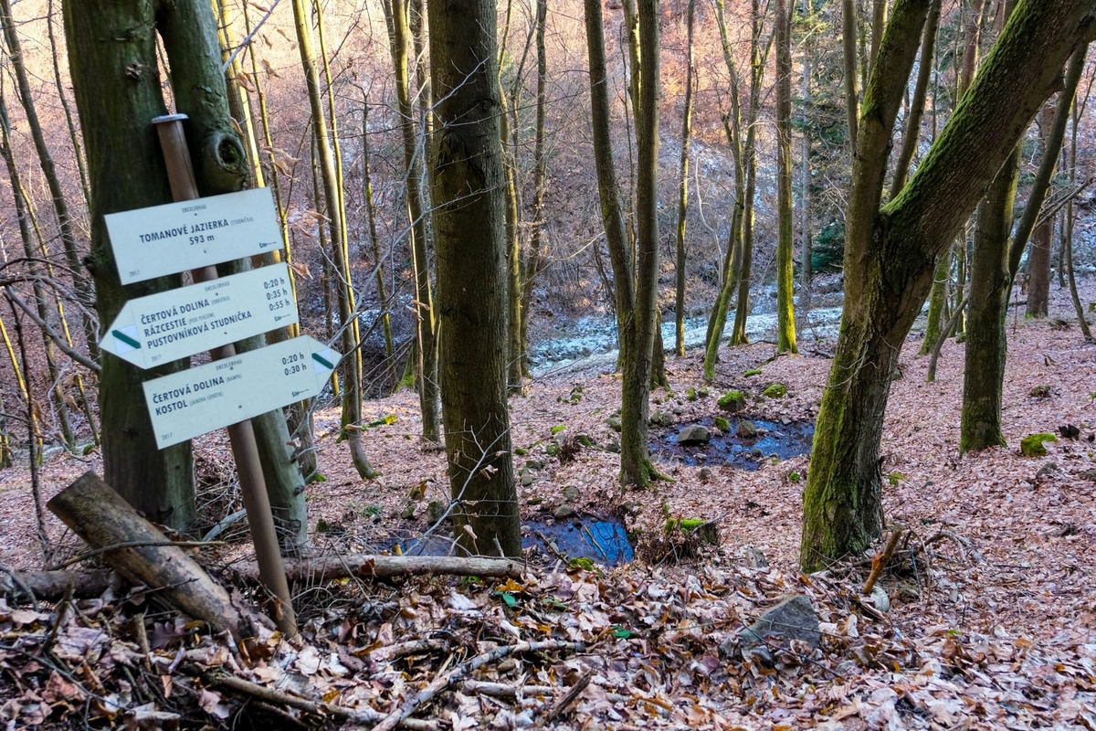 FOTO: Turistika na vrch Peklo, foto 9