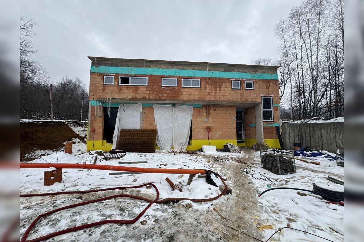 FOTO: Dôležité zmeny v NsP Brezno: Rekonštrukcia oddelenia aj nová stanica záchranky, foto 4