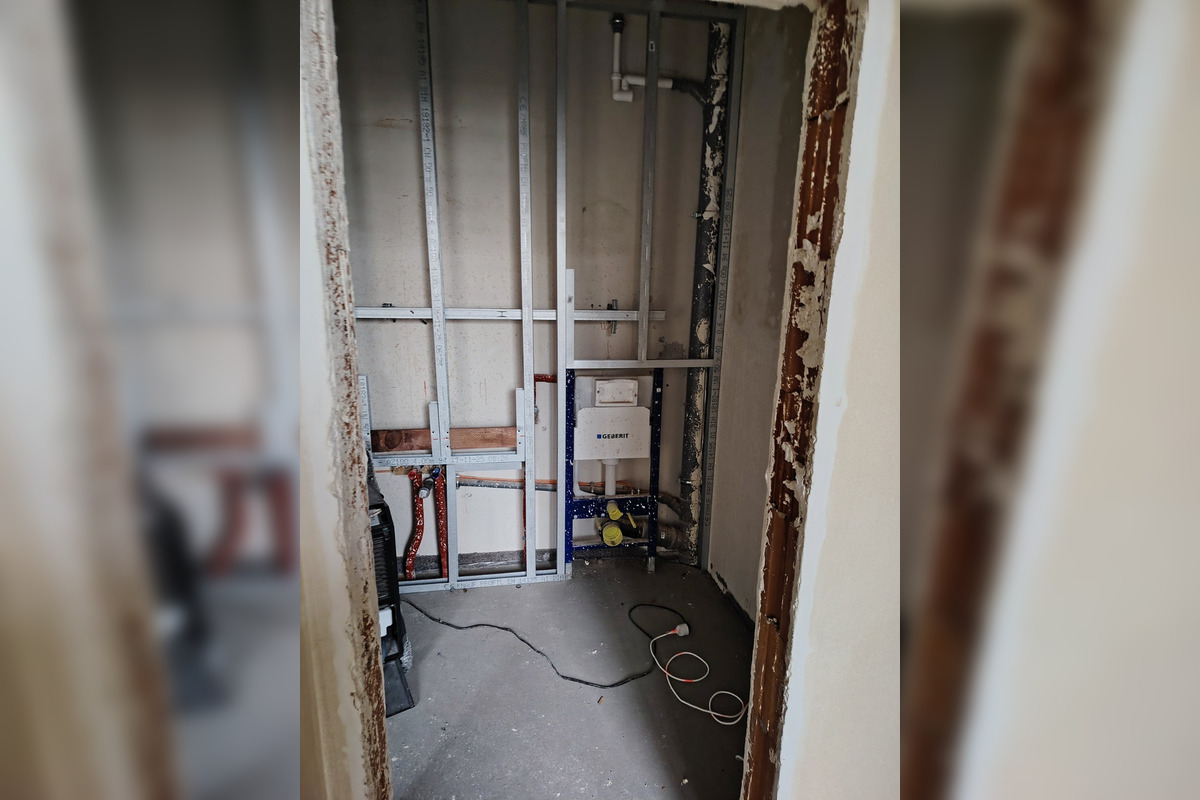 FOTO: Psychiatrická nemocnica v Kremnici čelí náporu pacientov, rekonštrukcia rozšíri jej kapacitu, foto 4