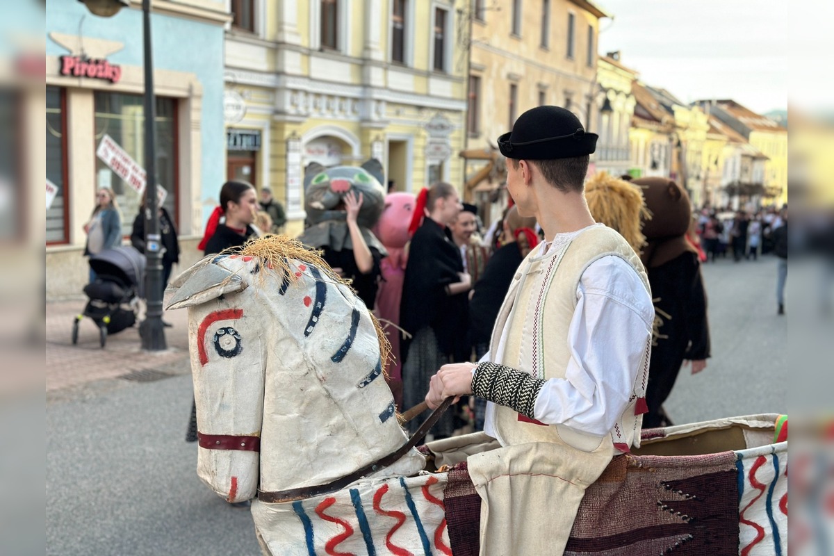 FOTO: Fašiangy dnes ovládnu ulice mesta, foto 5