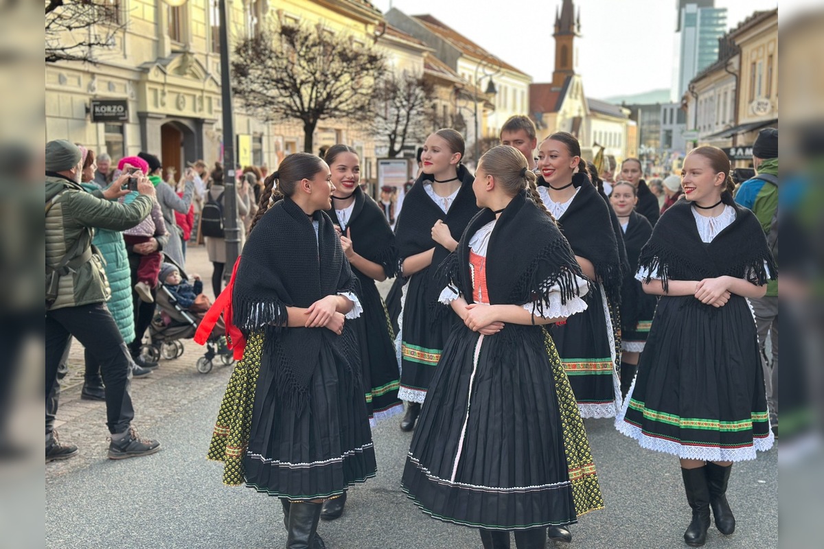 FOTO: Fašiangy dnes ovládnu ulice mesta, foto 6