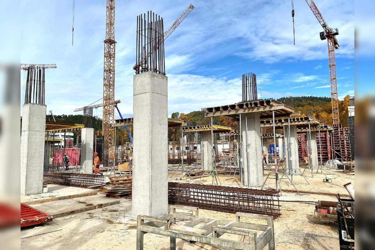 FOTO: Výstavba novej nemocnice pokračuje, foto 4