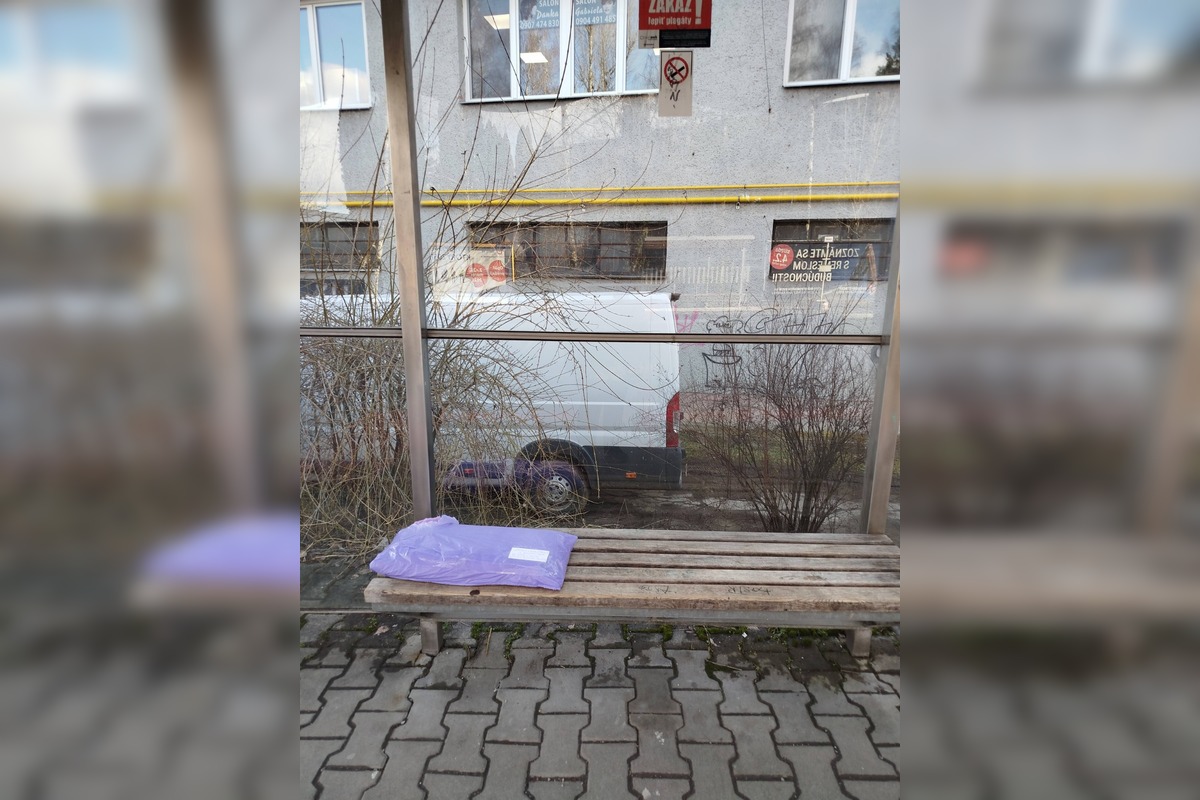 FOTO: Vankúše na zastávkach v Banskej Bystrici, foto 4