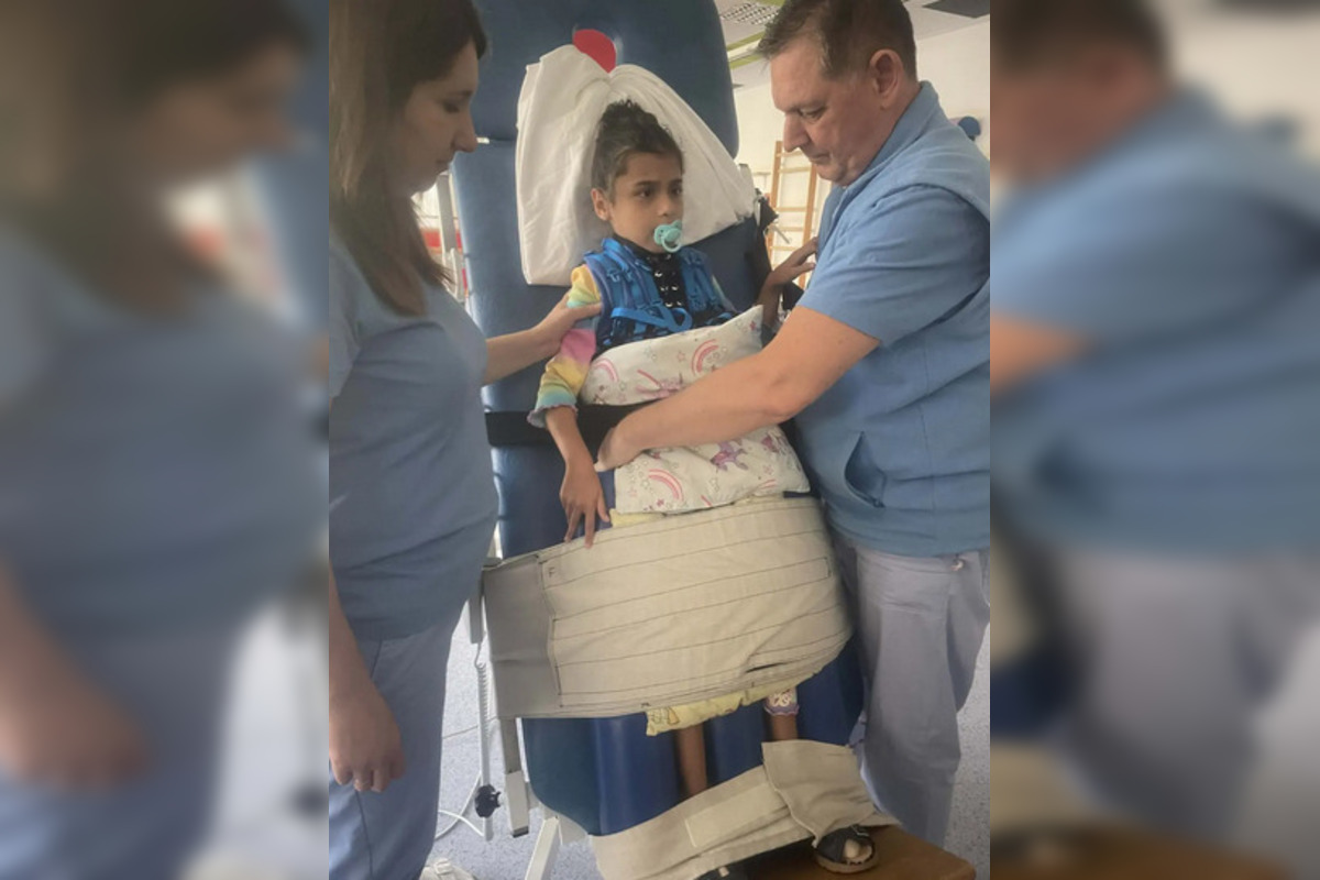 FOTO: Rodičia z Bystrice prosia o pomoc pre dcérku, aby mohla urobiť prvé kroky, foto 2