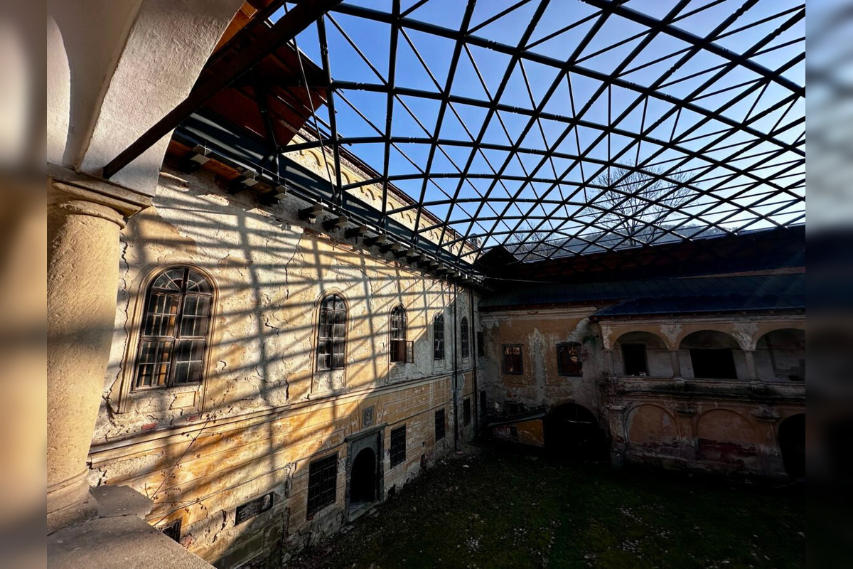 FOTO: Kaštieľ Radvanských sa vrátil do rúk mesta, čaká ho komplexná obnova , foto 5