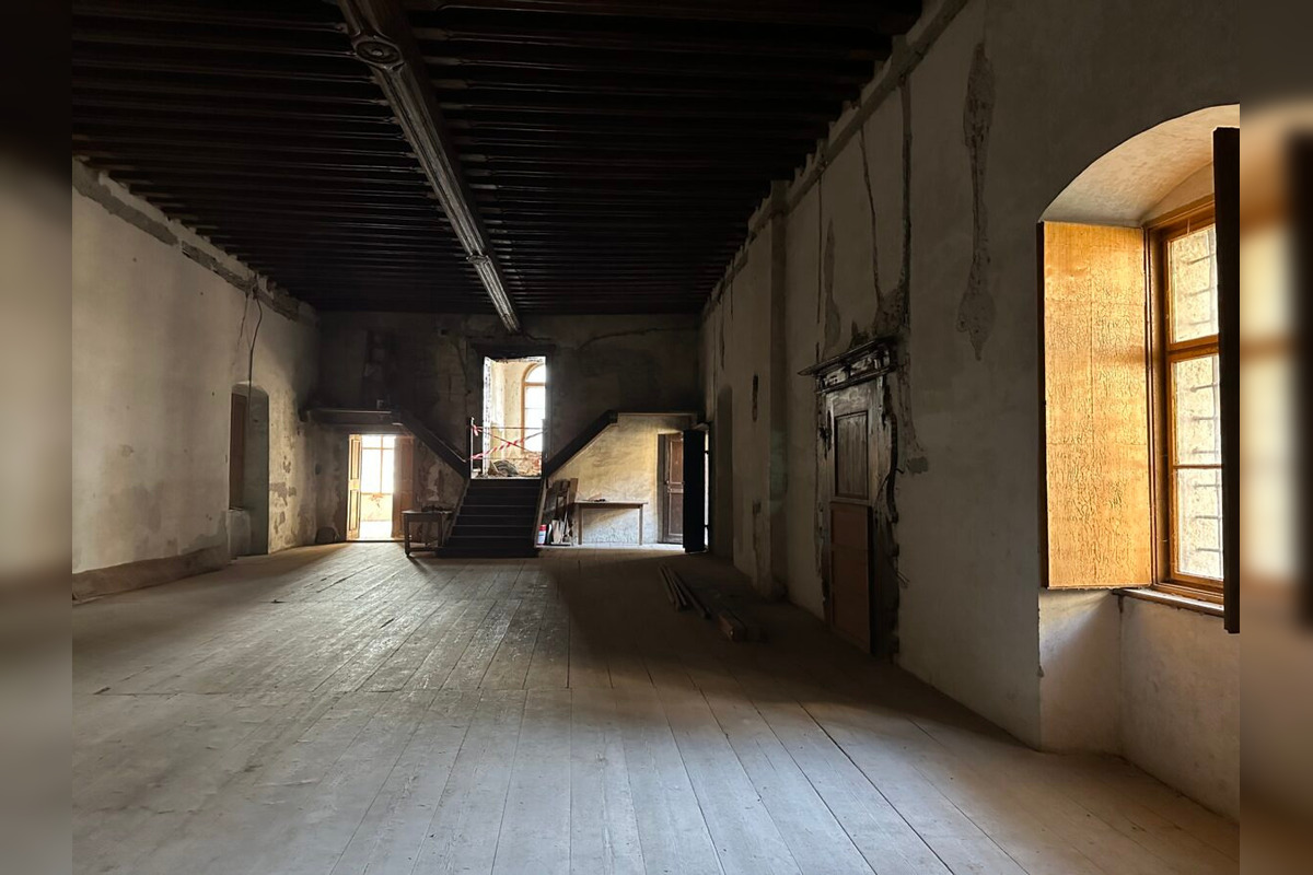 FOTO: Kaštieľ Radvanských sa vrátil do rúk mesta, čaká ho komplexná obnova , foto 7