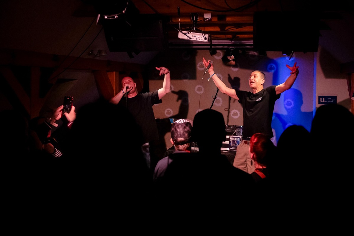 FOTO: Podujatia v Art Cafe v Banskej Štiavnici, foto 2