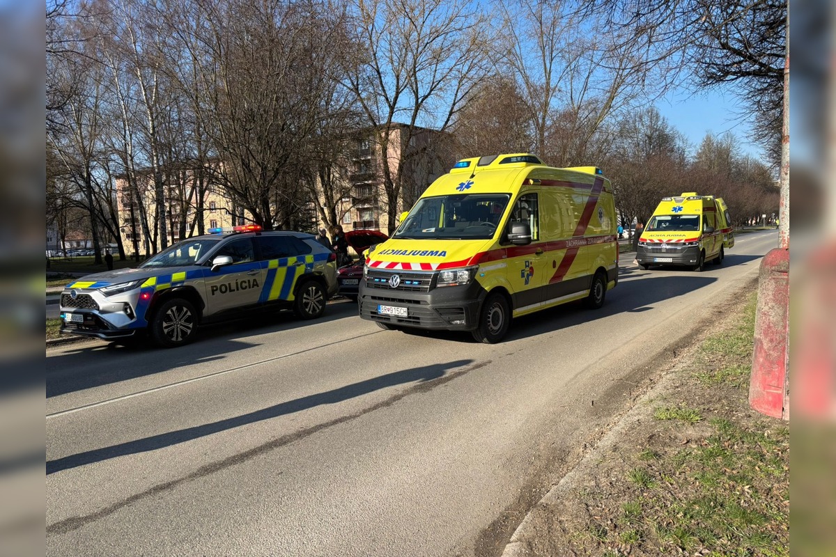 FOTO: Dopravná nehoda na Švermovej ulici, foto 3