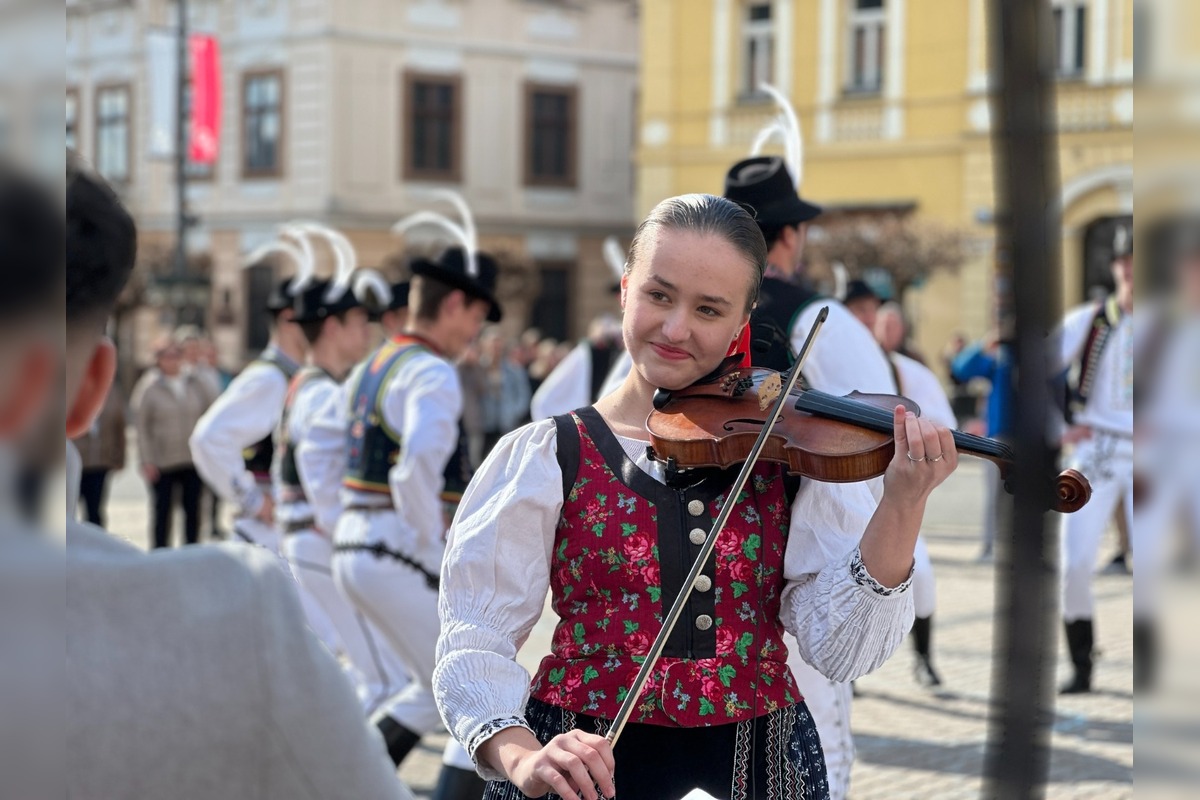 FOTO: Jar dorazila do centra Banskej Bystrice, foto 2