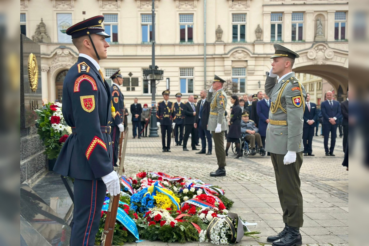 FOTO: V Banskej Bystrici si pripomenuli 81. výročie oslobodenia mesta, foto 7