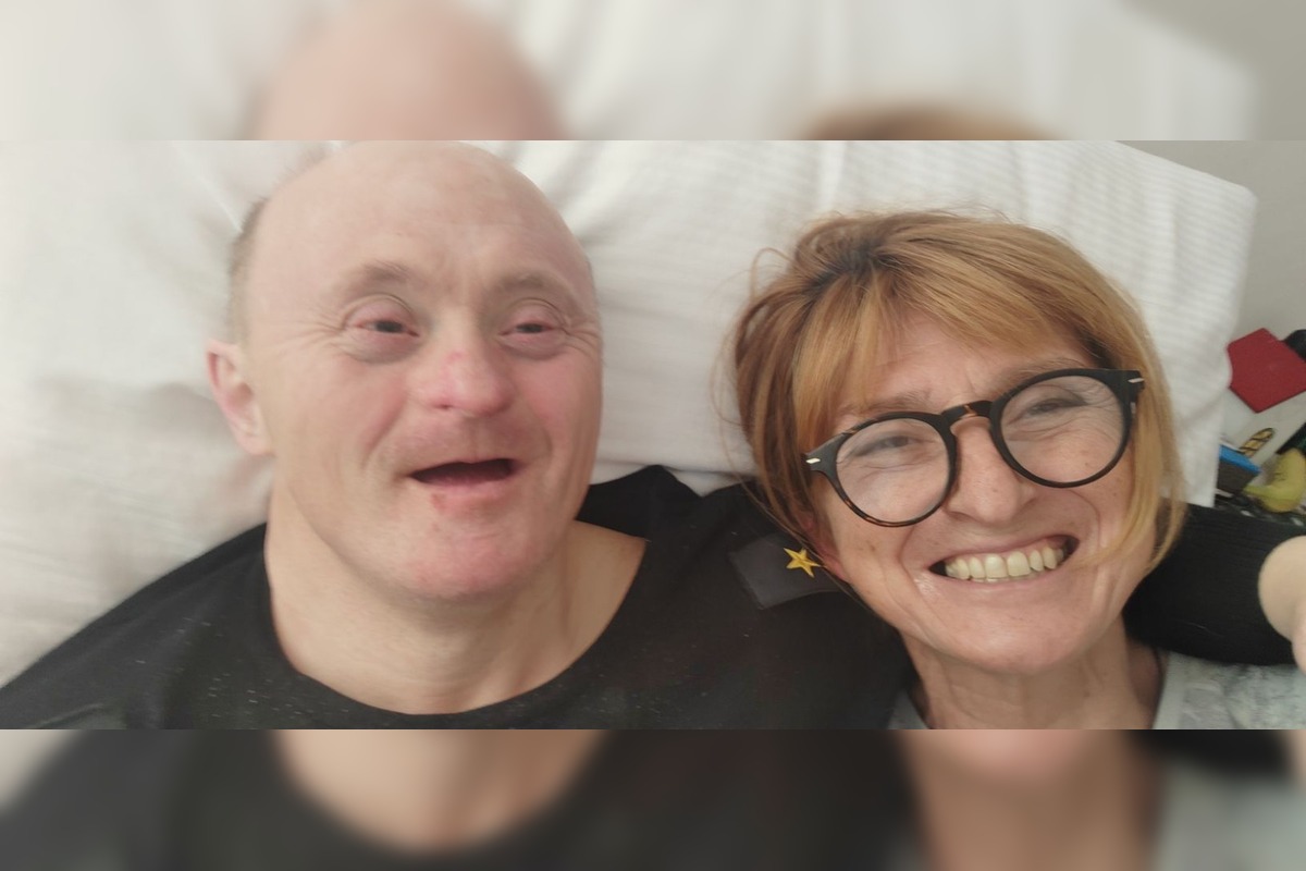 FOTO: Divadlo z Pasáže oznámilo smrť herca Petra Hudeca, foto 4