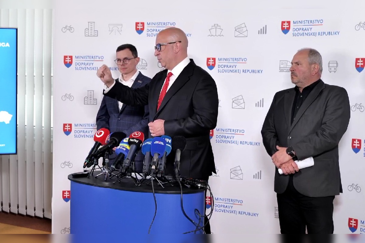 FOTO: Medzi Zacharovcami, Bátkou a Figou chcú stavať novú R2, foto 3