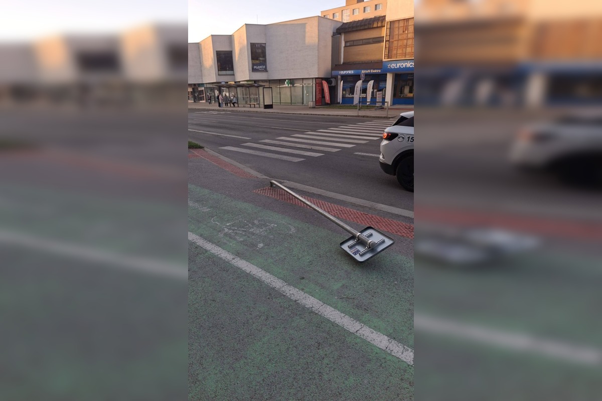 FOTO: Následky vandalizmu v Brezne, foto 1