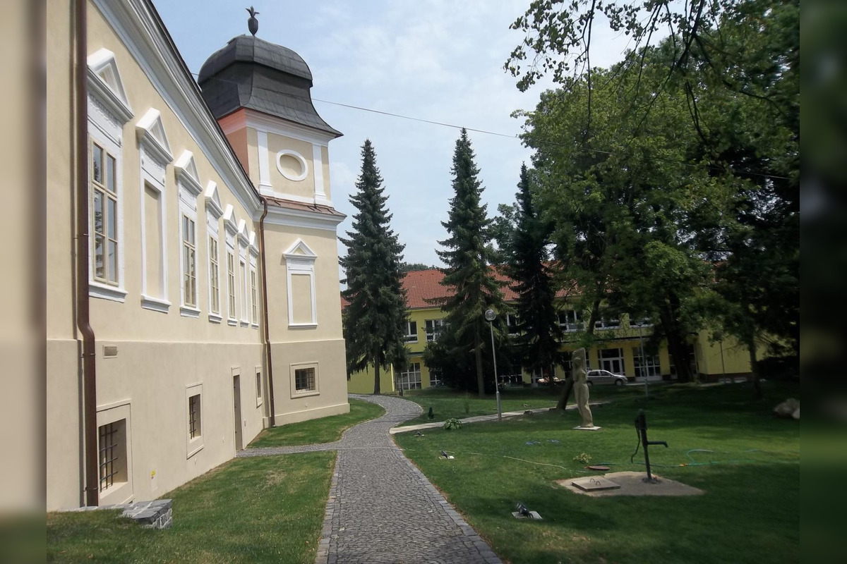 FOTO: Kaštieľ Imre Madácha v Dolnej Strehovej, foto 1