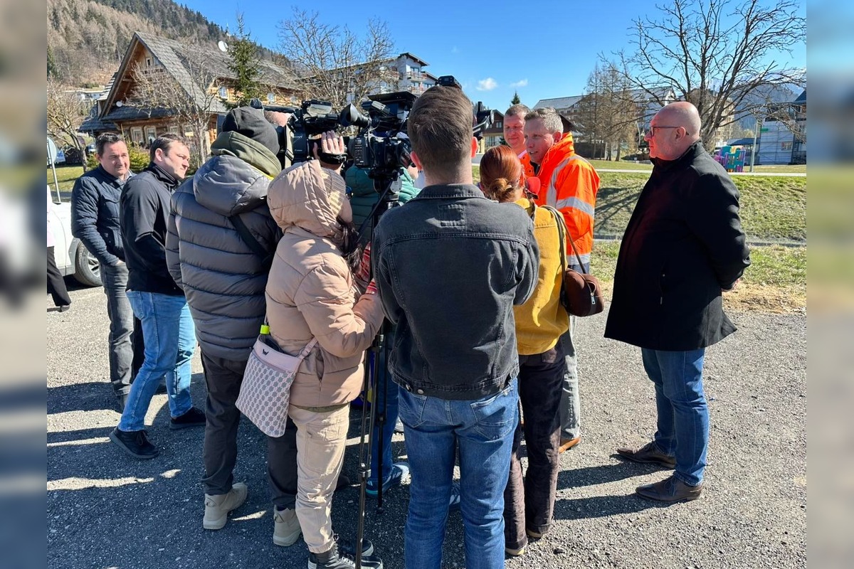 FOTO: Odsúdení z Banskej Bystrice pomáhajú na Donovaloch, foto 1