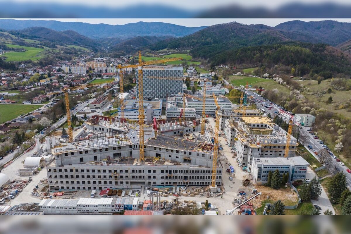 FOTO: Práce na Rooseveltovej nemocnici napredujú, foto 5