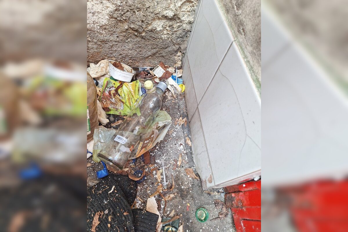 FOTO: V uliciach Zvolena opäť bolo množstvo pohodených použitých striekačiek, foto 6