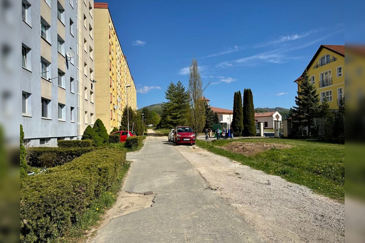 FOTO: V Banskej Bystrici pribudne 100 parkovacích miest, foto 3