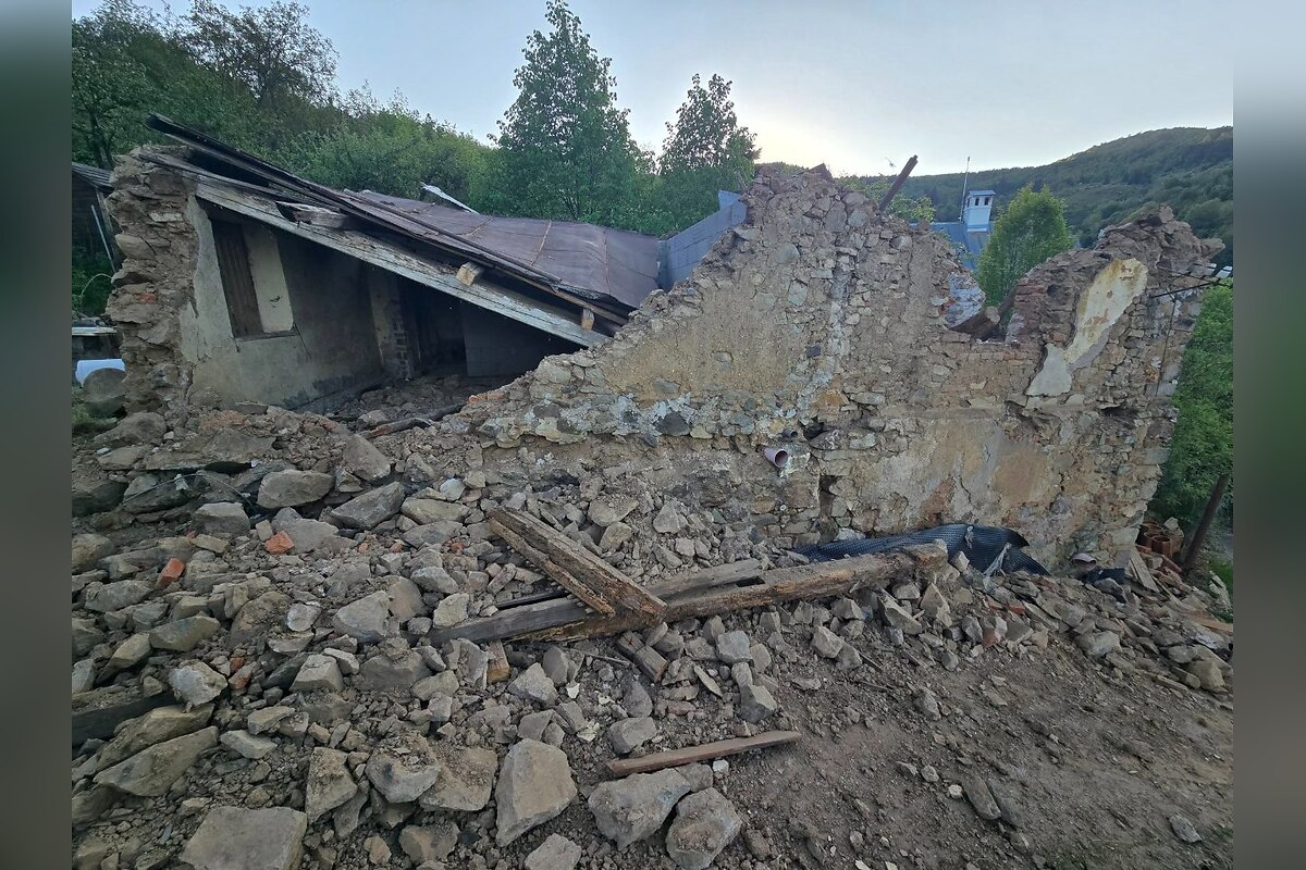 FOTO: Búranie historického domu v Banskej Štiavnici, foto 2