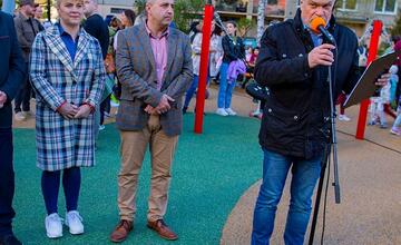 FOTO: Otvorenie vnútrobloku v Revúcej