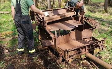 FOTO: Pri zaniknutých obciach na strednom Slovensku našli starú vojenskú techniku