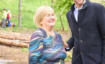 FOTO: Študenti lesníckej školy v Banskej Štiavnici dostali novú techniku