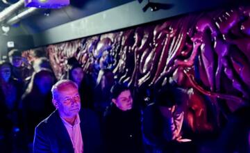 FOTO: V banskobystrickej železničnej stanici stojí protidrogový vlak