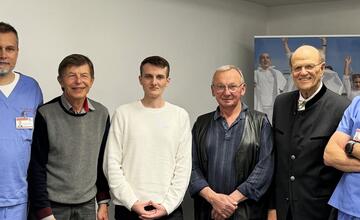 FOTO: Banskobystrická nemocnica zavádza inovatívne dentálne implantáty