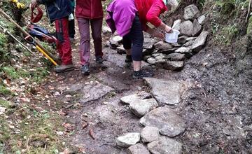 FOTO: Obnova studničky v hriňovskom Uhlisku