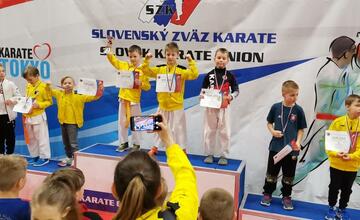 FOTO: Karate klub MŠK Žiar nad Hronom získal viaceré medaily