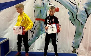 FOTO: Karate klub MŠK Žiar nad Hronom získal viaceré medaily