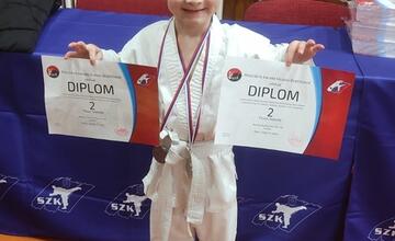 FOTO: Karate klub MŠK Žiar nad Hronom získal viaceré medaily