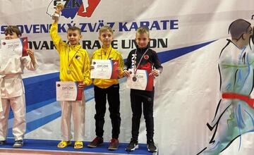 FOTO: Karate klub MŠK Žiar nad Hronom získal viaceré medaily