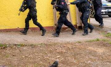 FOTO: V Lešti prebehla konferencia a súťaž záchranárskych hliadok