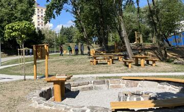 FOTO: Nová oddychová zóna v Banskej Bystrici je hotová. Čo nájdete v Tajovke? 