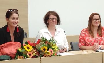 FOTO: Vo Zvolene ocenili Bielym srdcom 10 sestier a pôrodných asistentiek