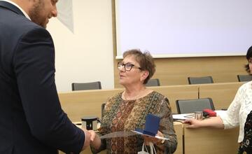 FOTO: Vo Zvolene ocenili Bielym srdcom 10 sestier a pôrodných asistentiek