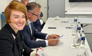 FOTO: Rooseveltova nemocnica podpísala zmluvu so zhotoviteľom