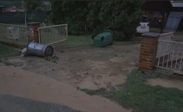 FOTO: Búrka napáchala v dedine pri Rimavskej Sobote veľké škody