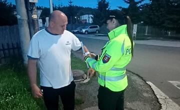 FOTO: Policajti kontrolovali chodcov a cyklistov v Banskobystrickom kraji
