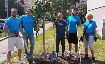 FOTO: Deň životného prostredia pod Urpínom oslávili výsadbou