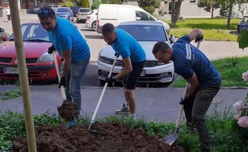 FOTO: Deň životného prostredia pod Urpínom oslávili výsadbou