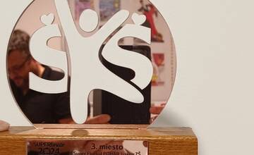 FOTO: Žiaci zo ZŠ M. Rázusa vo Zvolene uspeli na Majstrovstvách Slovenska vo florbale