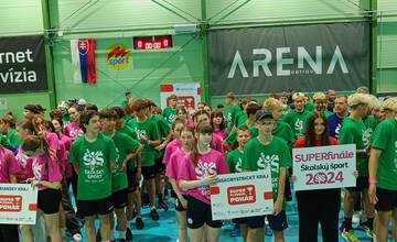 FOTO: Žiaci zo ZŠ M. Rázusa vo Zvolene uspeli na Majstrovstvách Slovenska vo florbale