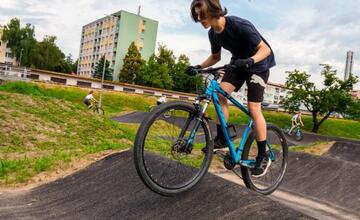 FOTO: V Krupine otvorili novú pumptrack arénu za 157-tisíc eur