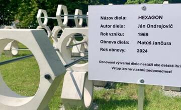 FOTO: Zrekonštruované hexagonové dielo