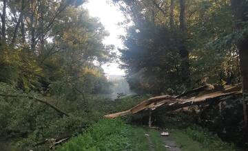 FOTO: Ničivá búrka sa prehnala Zvolenom