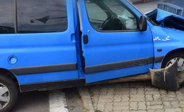 FOTO: Havária osobného auta s nákladným