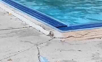 FOTO: Dezolátny stav kúpaliska